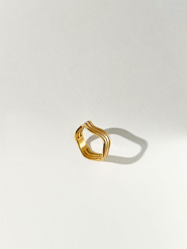 Duel - Thick Wavy Ring