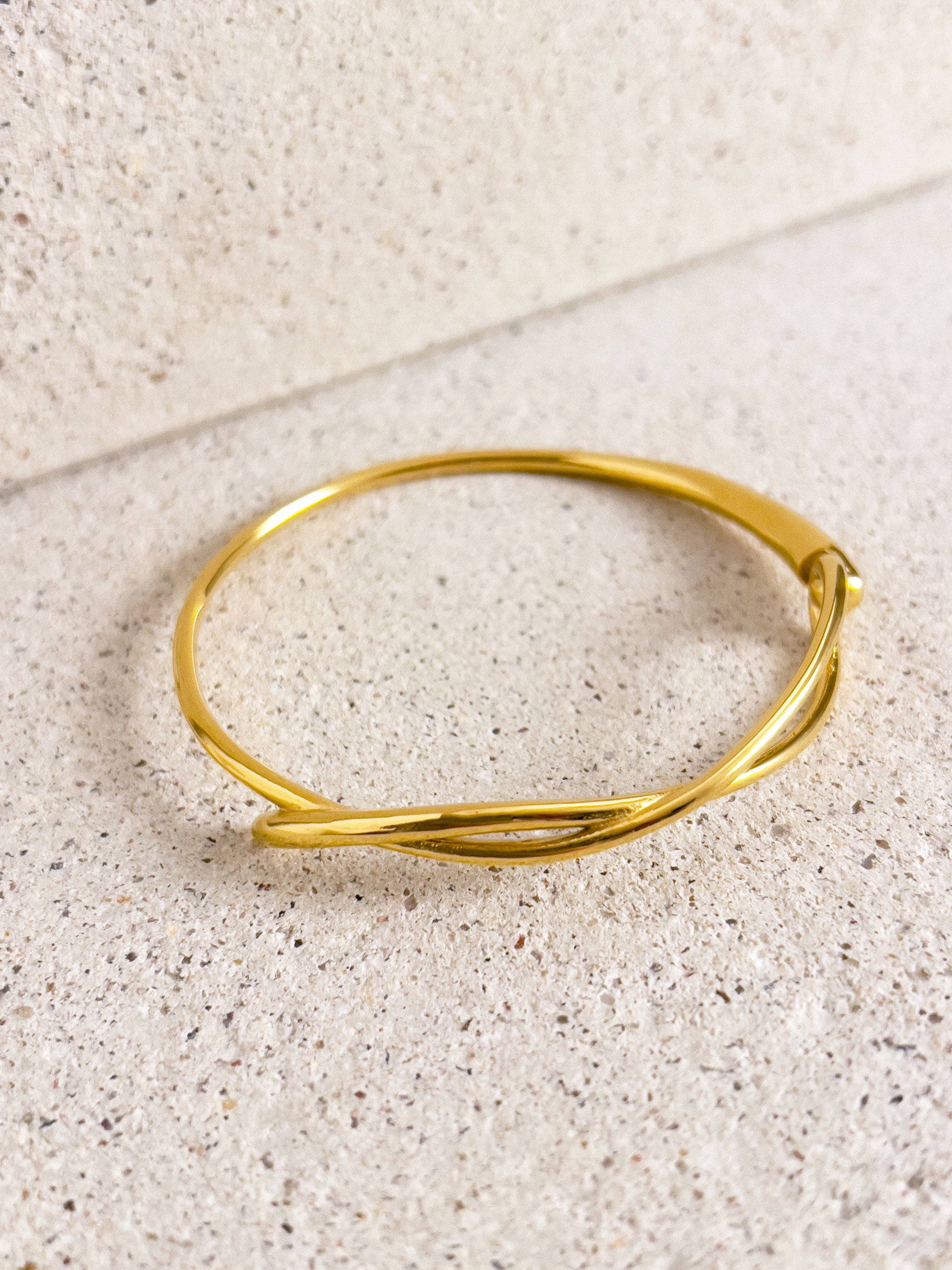 Awaken Cut-Out Twist Bangle | Stackable Gold Bracelets | OSKER