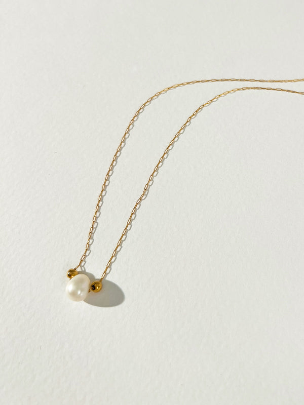 Bewitch - Singular Freshwater Pearl Necklace