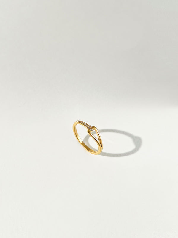 California - Teardrop Cut-Out Zircon Ring