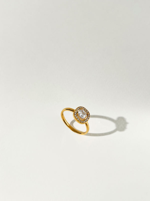 Closer - Square Zircon Halo Ring