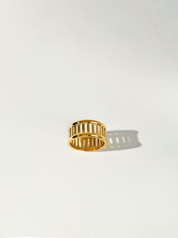 Destination - Ladder Cut-Out Ring