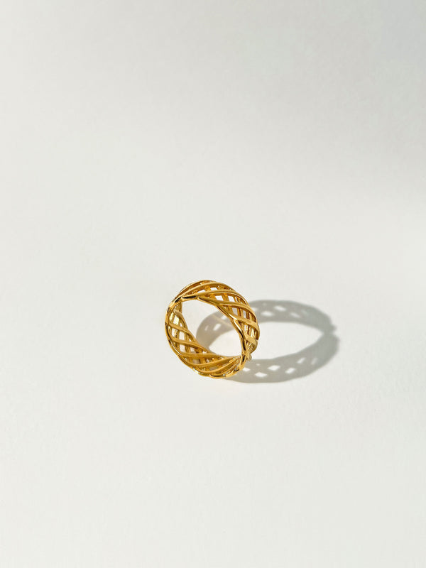 Echoes - Lattice Cut-Out Ring