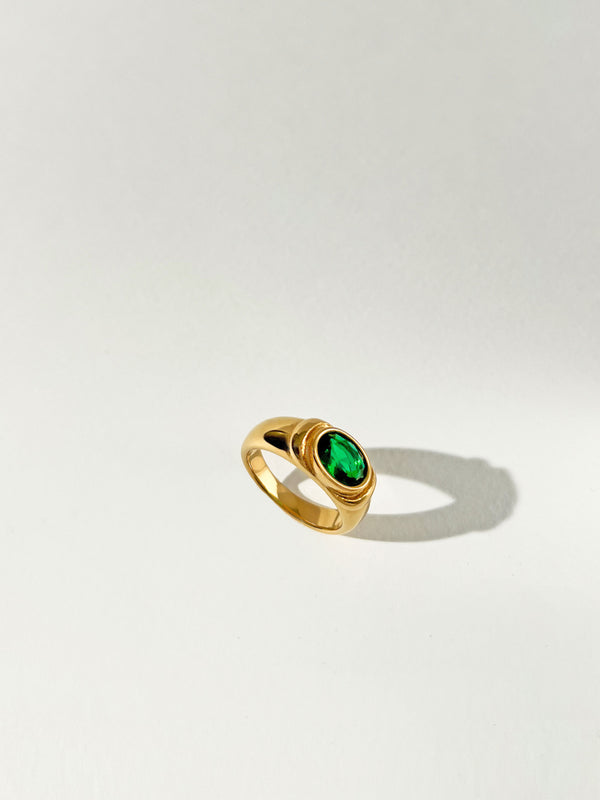 Reconnect - Chunky Oval Zircon Ring (Emerald)