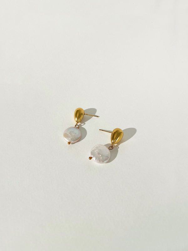 Romance - Freshwater Pearl Earrings