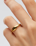 Monet Curved Ripple Ring