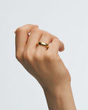 Magazine Curved Edge Band Ring